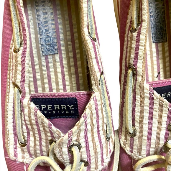 Sperry  Flats - Picture 2 of 5